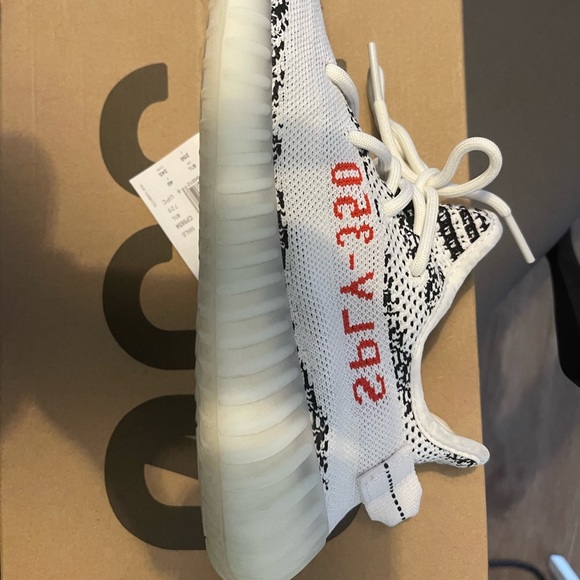 Adidas Yezzy Boost 350 - Picture 6 of 6